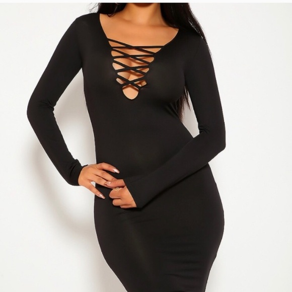 allegrace Dresses & Skirts - ✨6/$20 LBD lowcut strappy front